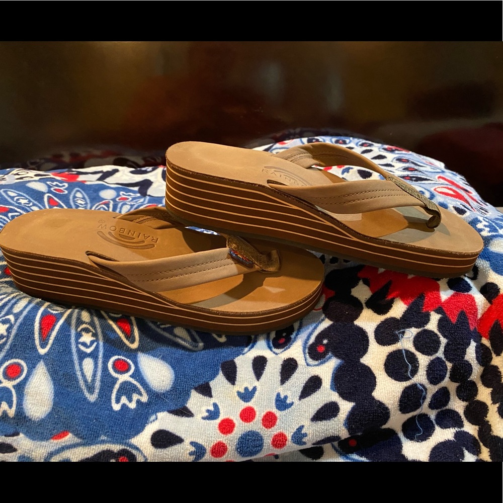 Rainbow 6 layer wedge leather sandals size 10